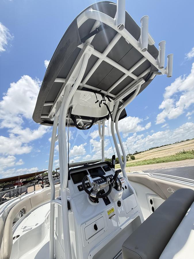 2024 Crownline Finseeker 210CC