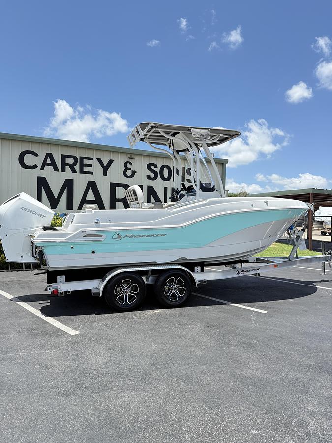 2024 Crownline Finseeker 210CC