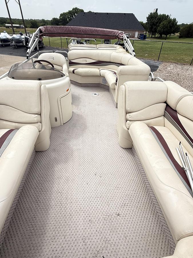 2005 BENNINGTON 2275RL