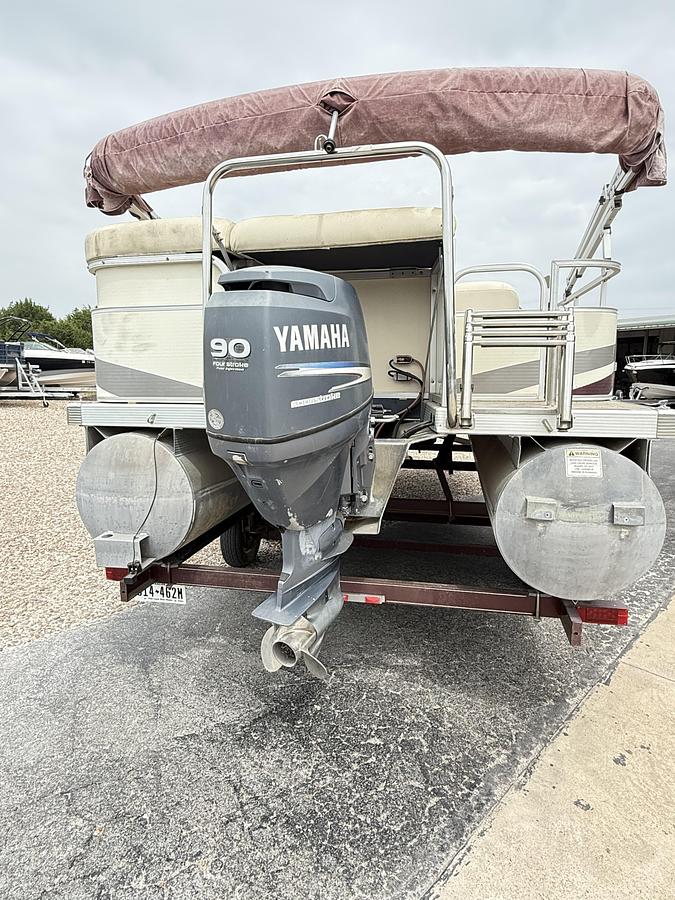 2005 BENNINGTON 2275RL